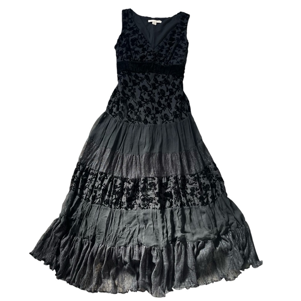 Elegant Black Sleeveless Dress